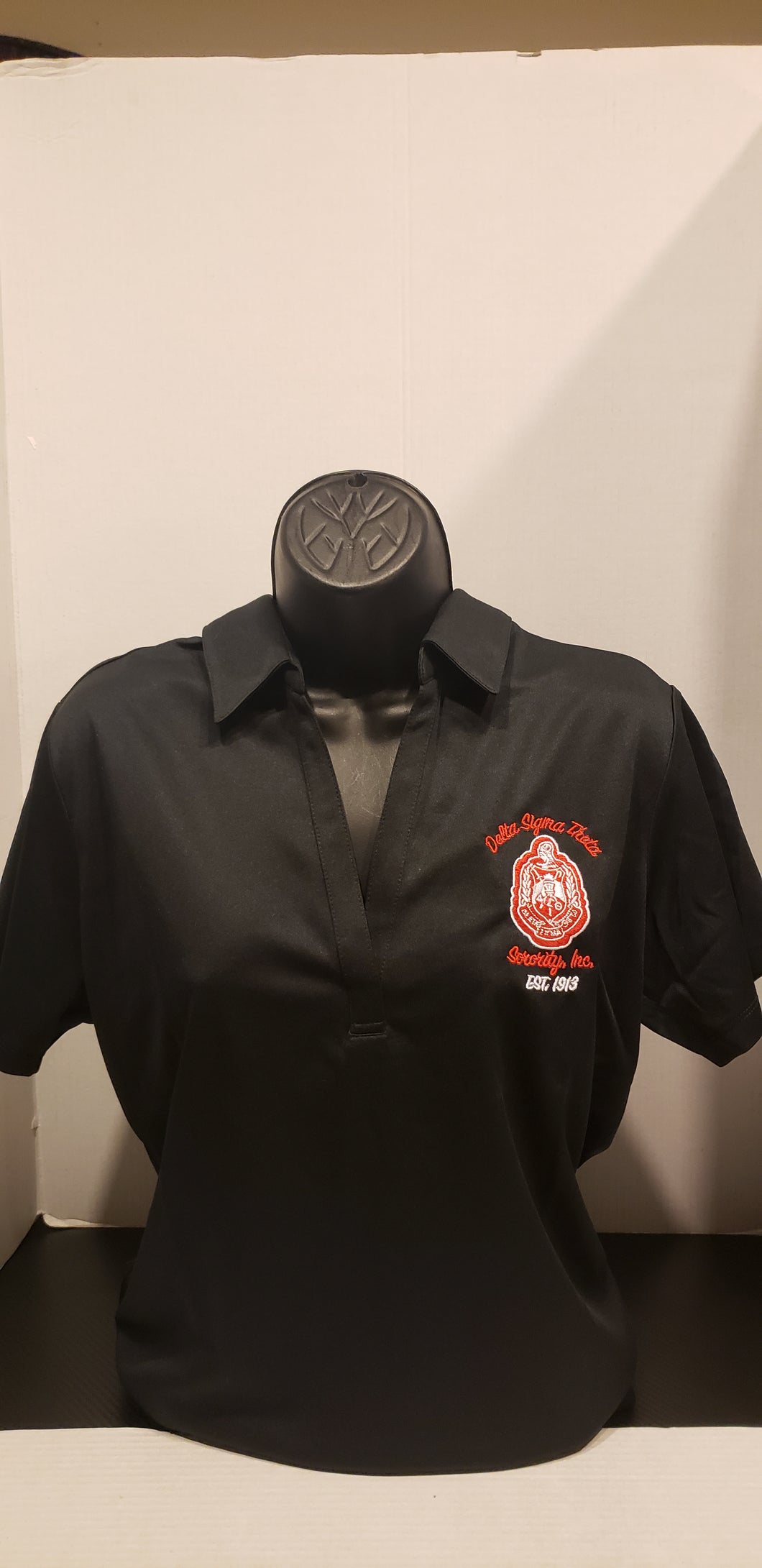 Delta Sigma Theta Shield Polo(Black)